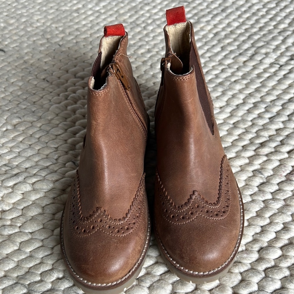 Boden unisex boots. New.